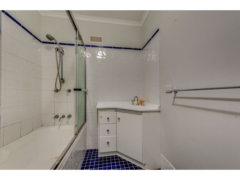 76 Crossacres Street, Doolandella QLD 4077