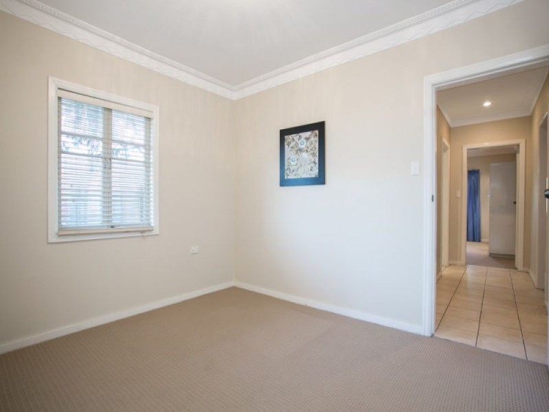 76 Chester Rd, Annerley QLD 4103