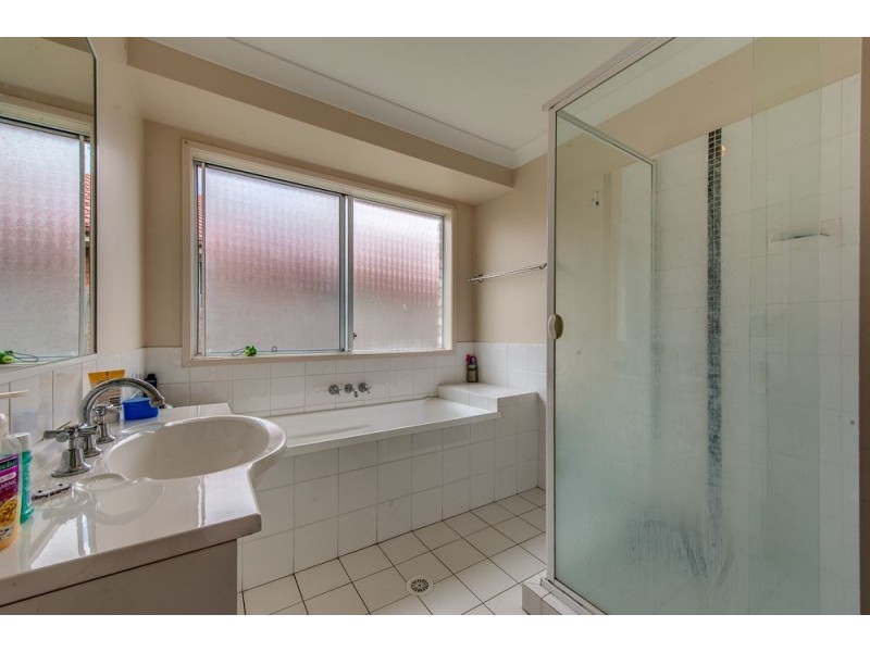 25 Higgins Street, Collingwood Park QLD 4301