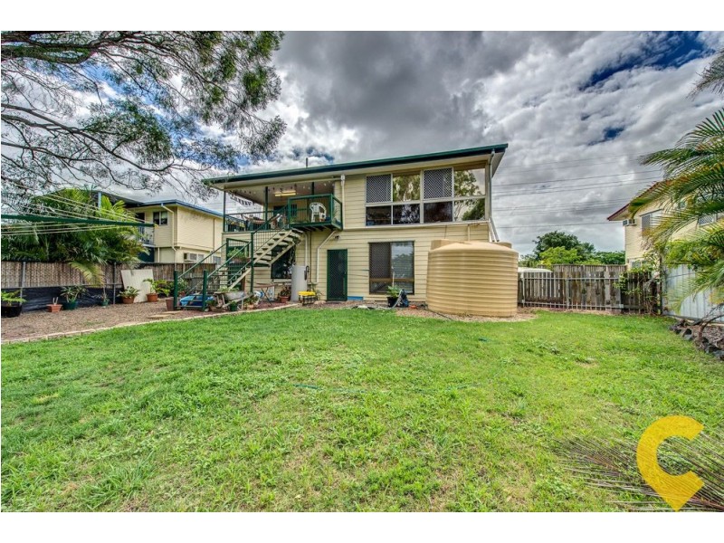 53 Russell Street, Silkstone QLD 4304
