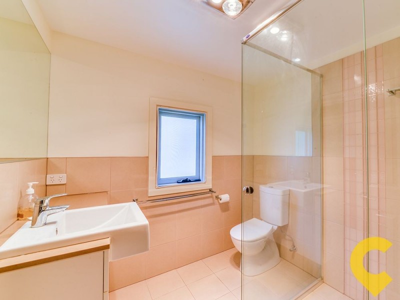 3/24 Henry Street, Woolloongabba QLD 4102