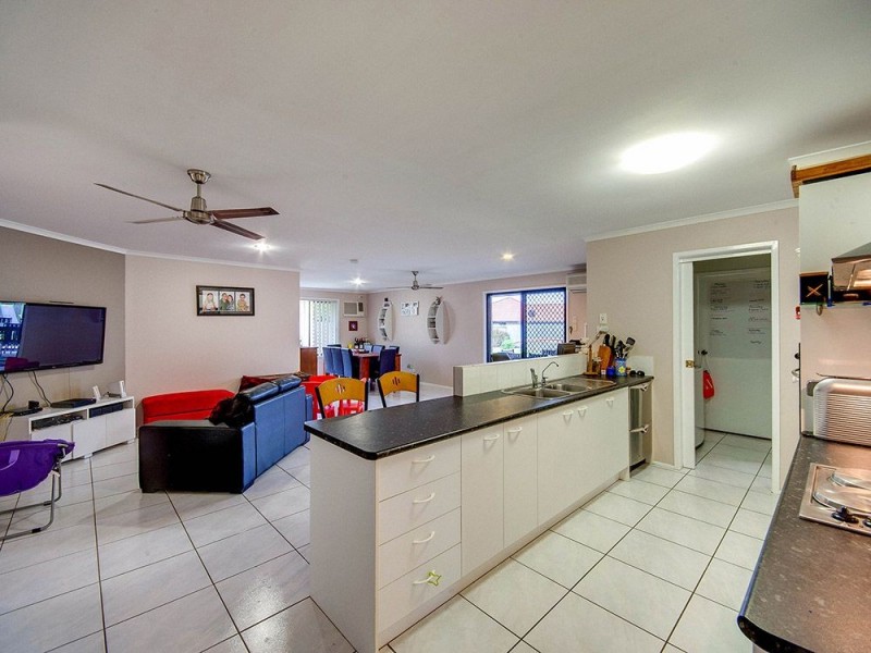 9 Canopy Close, Warner QLD 4500