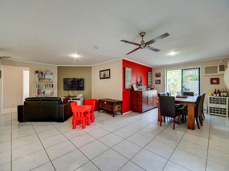 9 Canopy Close, Warner QLD 4500