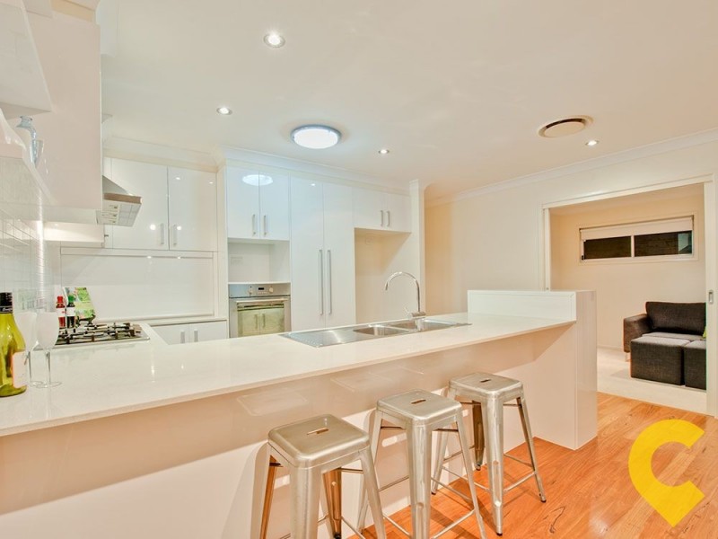 64 Baron Street, Greenslopes QLD 4120