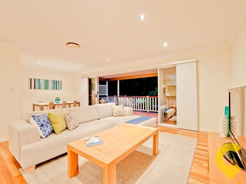 64 Baron Street, Greenslopes QLD 4120