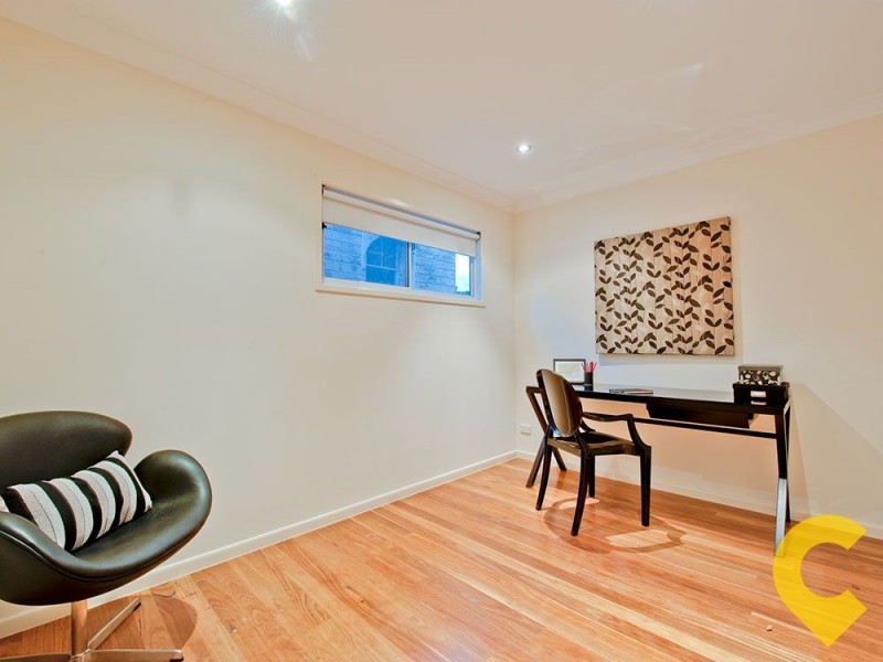 64 Baron Street, Greenslopes QLD 4120