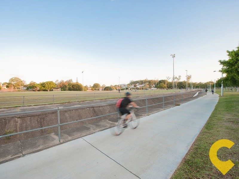 64 Baron Street, Greenslopes QLD 4120