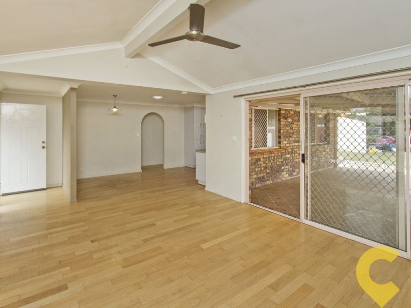 6 Melana Court, Morayfield QLD 4506