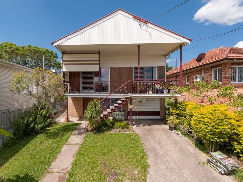 12 Drummond Street, Greenslopes QLD 4120