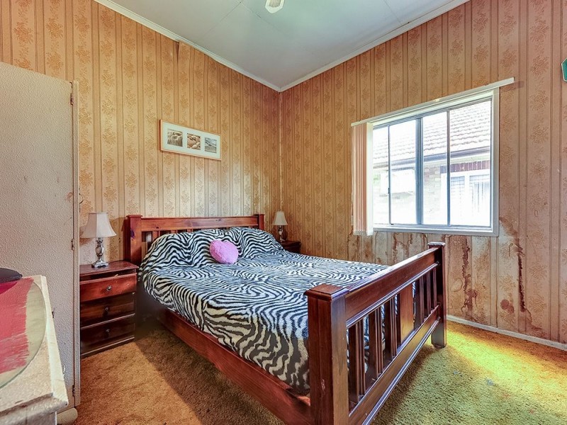 12 Drummond Street, Greenslopes QLD 4120