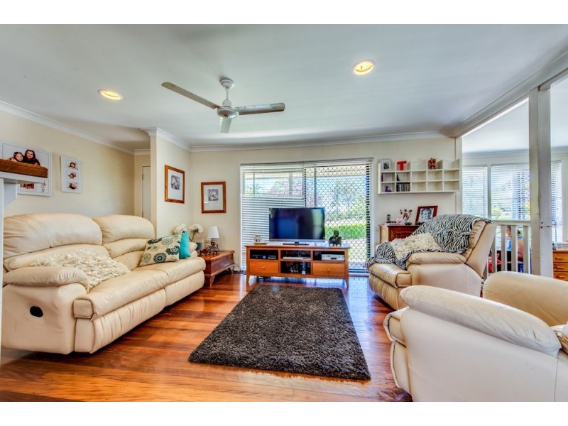 52 Moss Rd, Camira QLD 4300