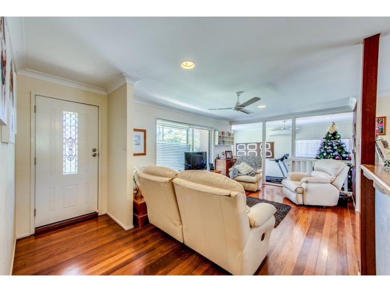 52 Moss Rd, Camira QLD 4300