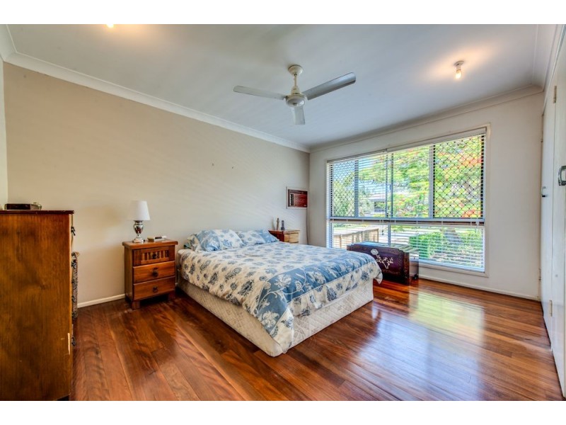52 Moss Rd, Camira QLD 4300