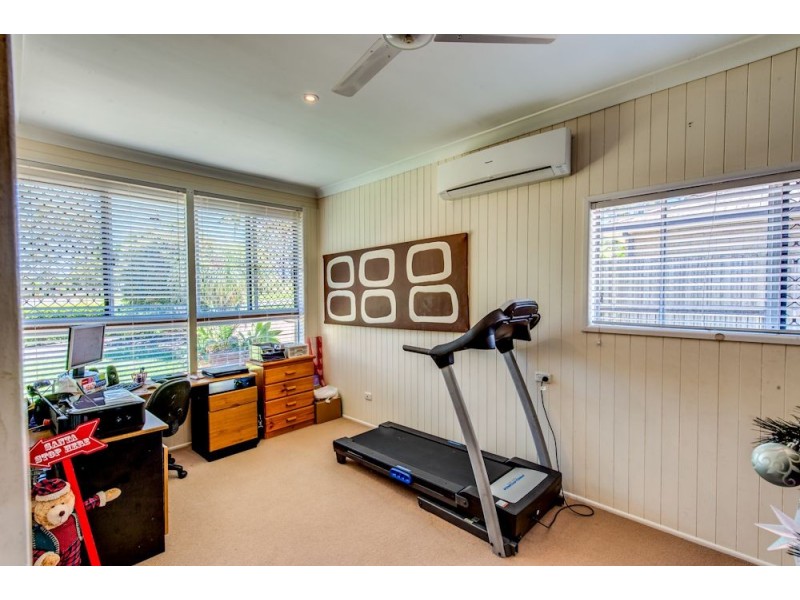 52 Moss Rd, Camira QLD 4300