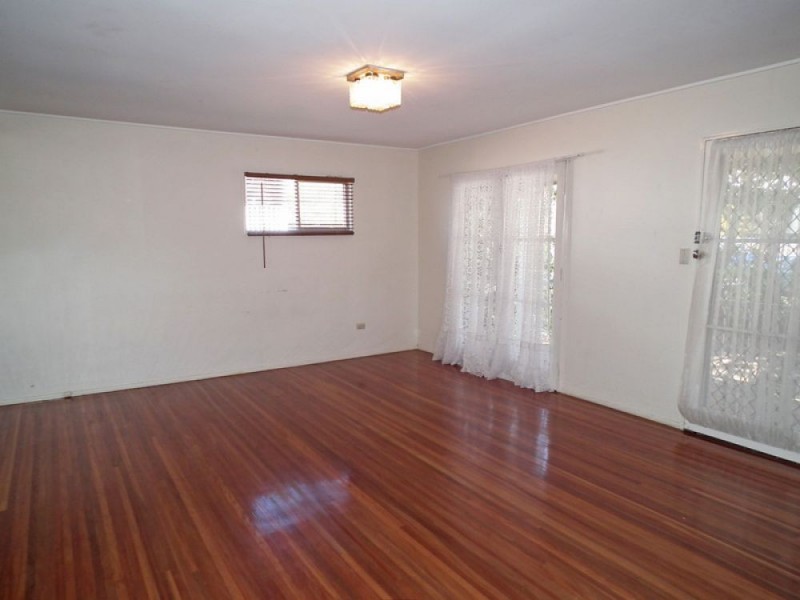 323 Maundrell Terrace, Aspley QLD 4034