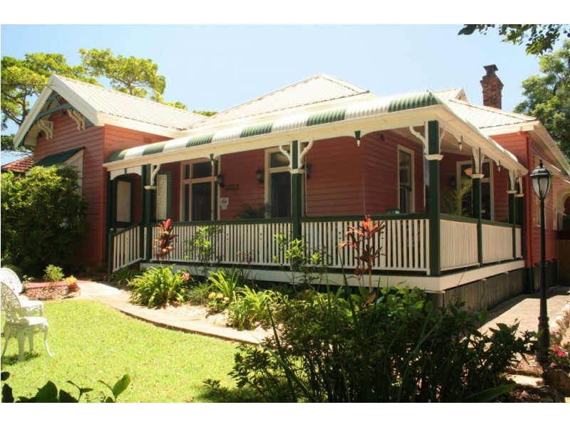 58 Maple Street, Maleny QLD 4552