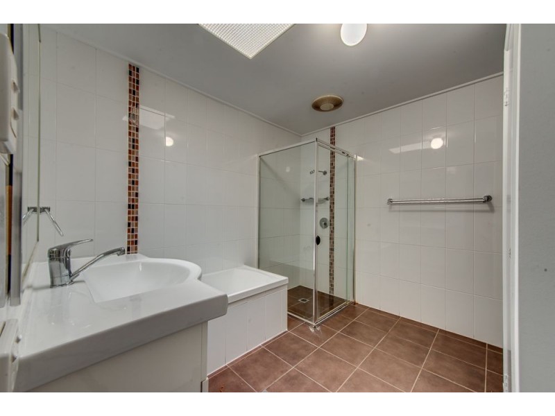 48 Acorn Circuit, Forest Lake QLD 4078