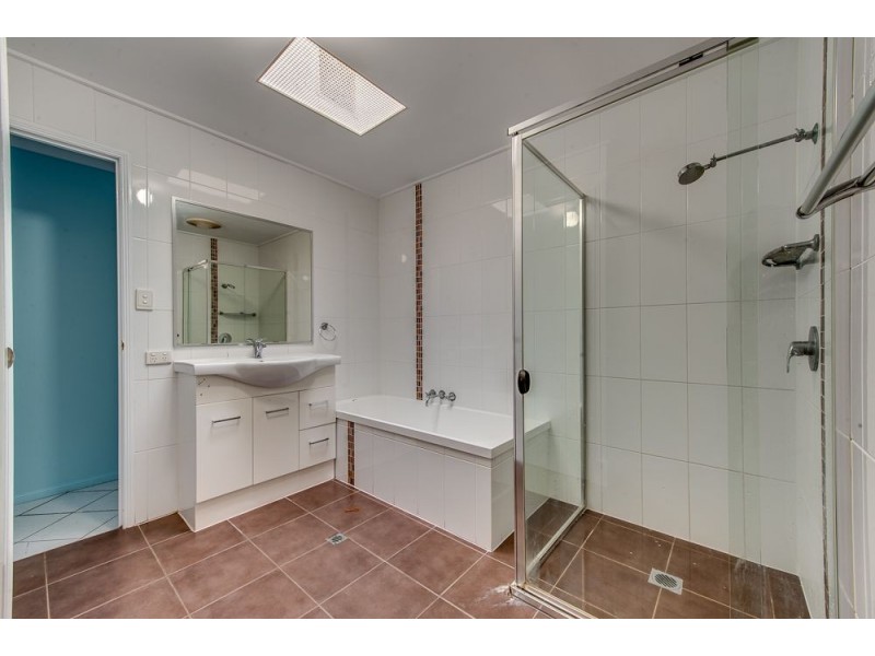 48 Acorn Circuit, Forest Lake QLD 4078