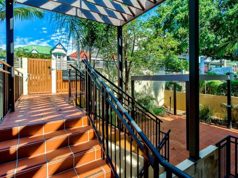 13/84 Lytton Road, East Brisbane QLD 4169