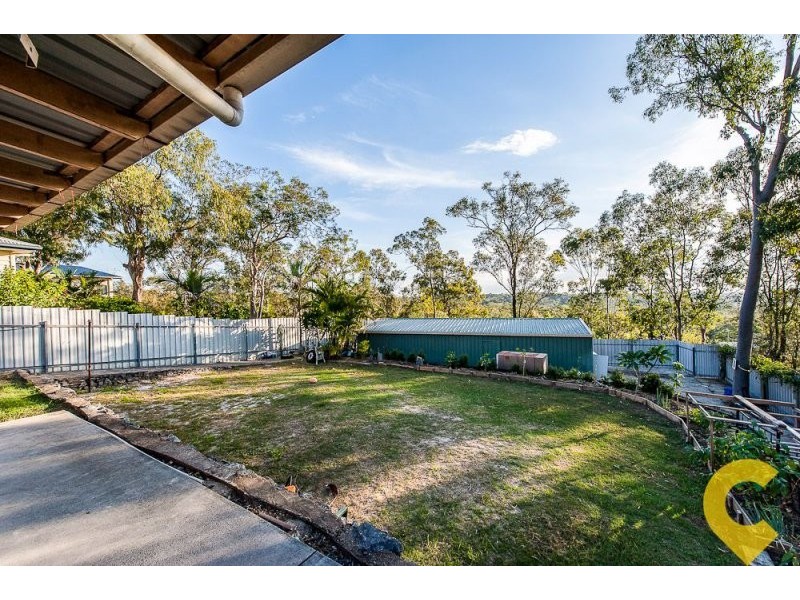 5 Lauren Court, Camira QLD 4300