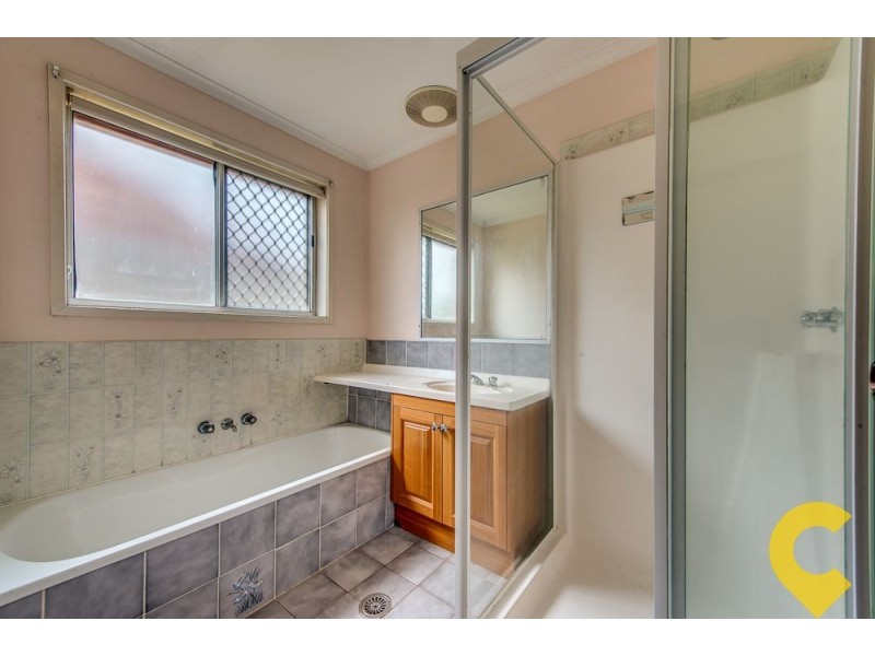 8 Karen Street, Camira QLD 4300
