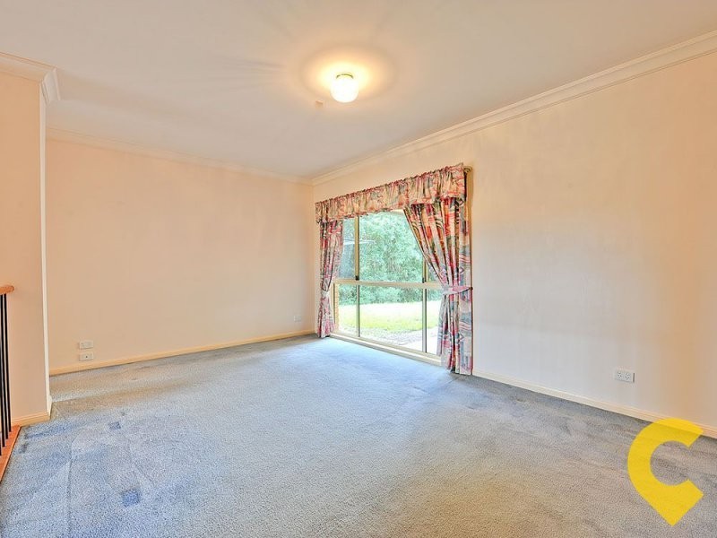 1 Penelope Court, Eatons Hill QLD 4037