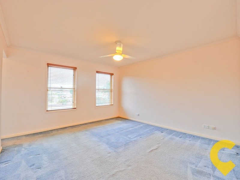 1 Penelope Court, Eatons Hill QLD 4037