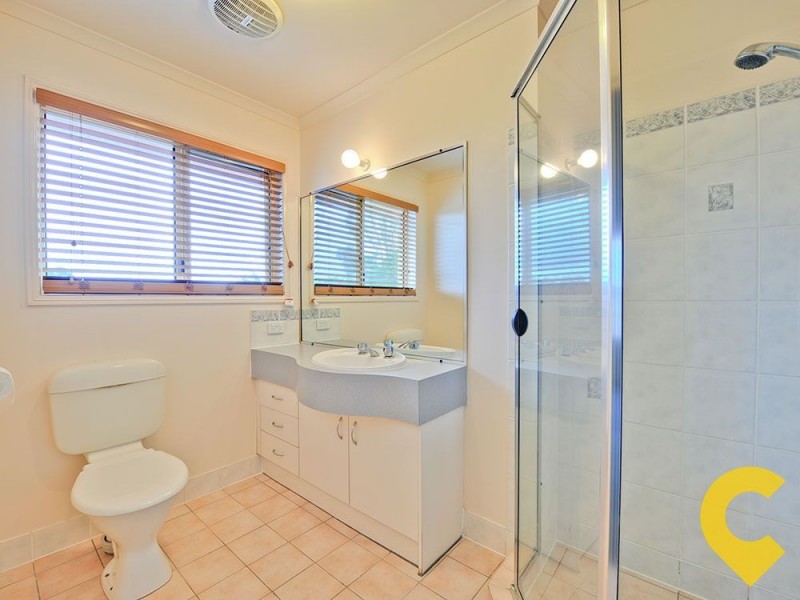 1 Penelope Court, Eatons Hill QLD 4037