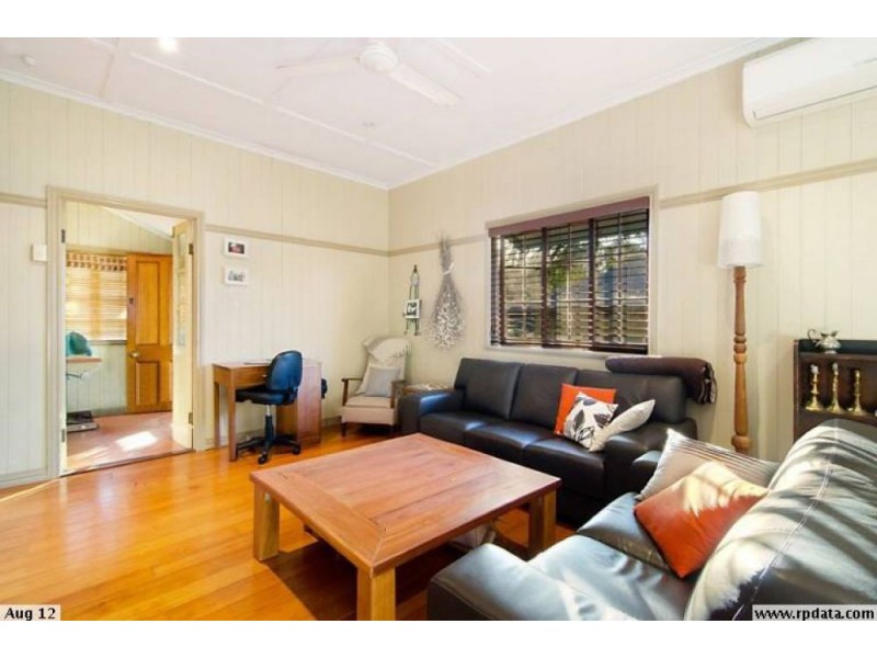 44 Sixth Avenue, Bardon QLD 4065