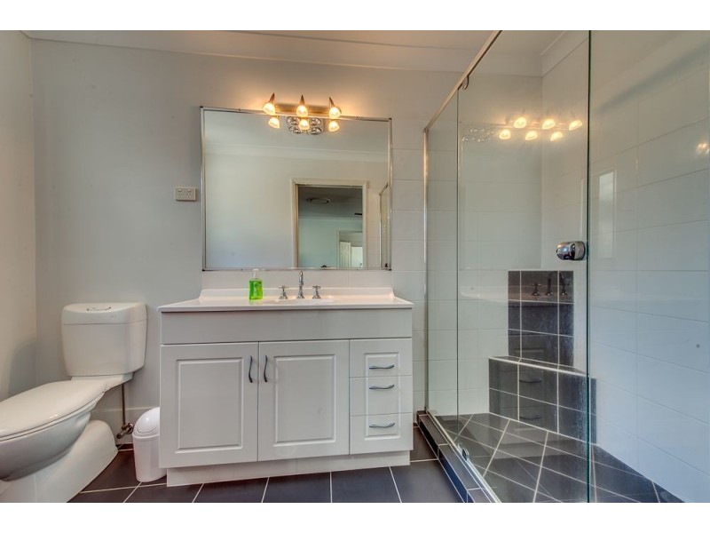 18 Muston Court, Greenbank QLD 4124