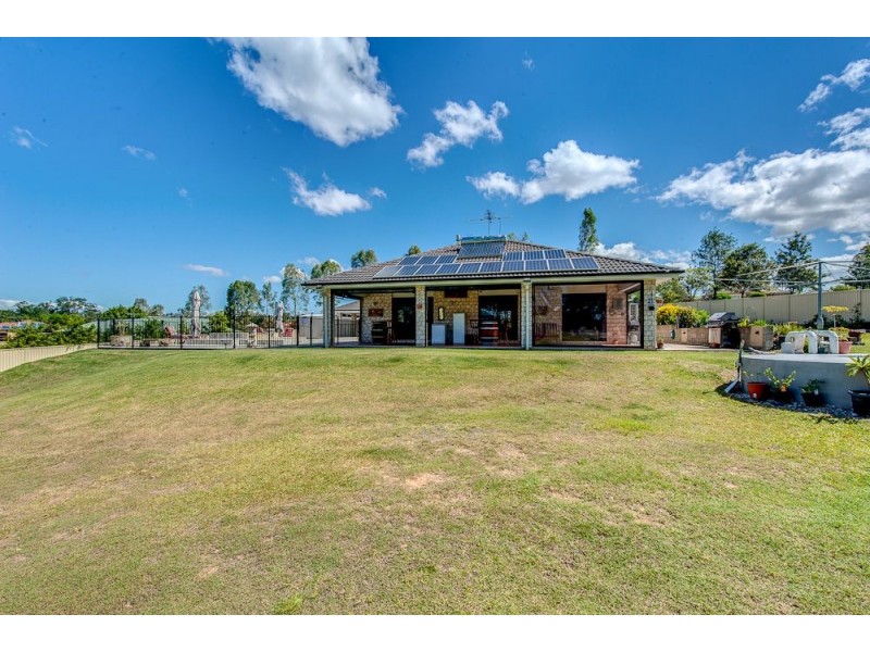 18 Muston Court, Greenbank QLD 4124