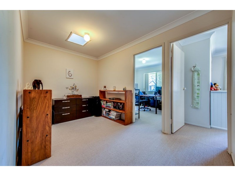 5/7 Glorious Way, Forest Lake QLD 4078