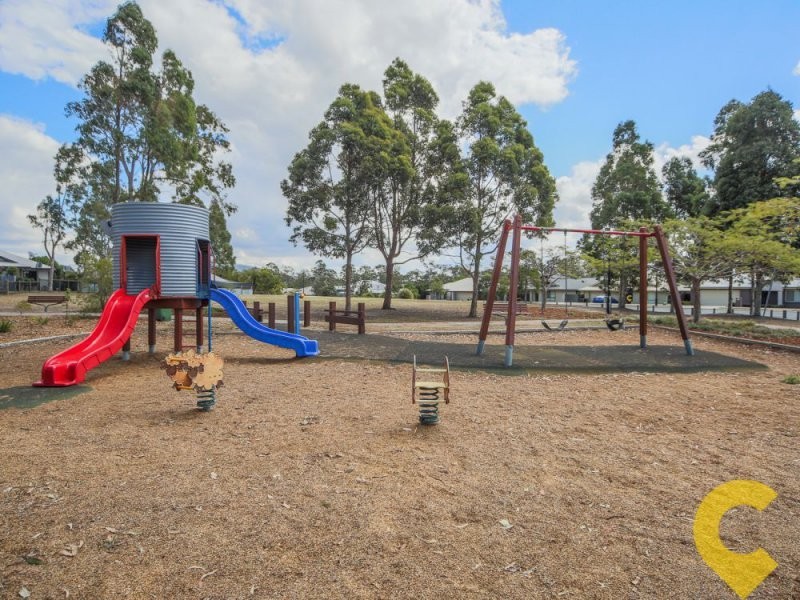 26 Lauradale Crescent, Ormeau QLD 4208