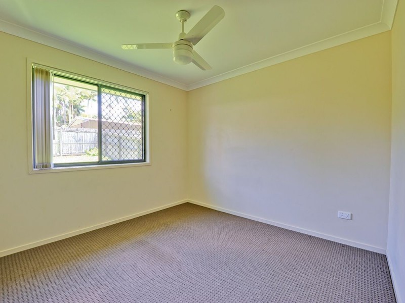 13 Evergreen Ave, Loganlea QLD 4131