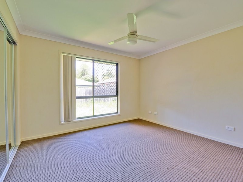 13 Evergreen Ave, Loganlea QLD 4131