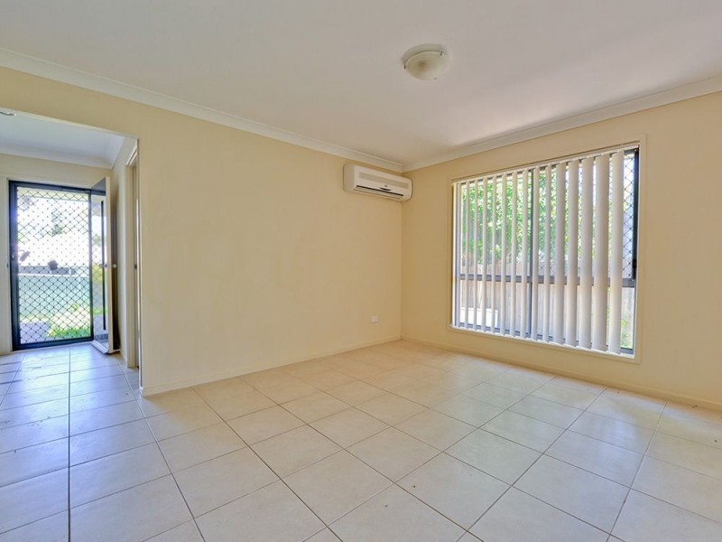 13 Evergreen Ave, Loganlea QLD 4131