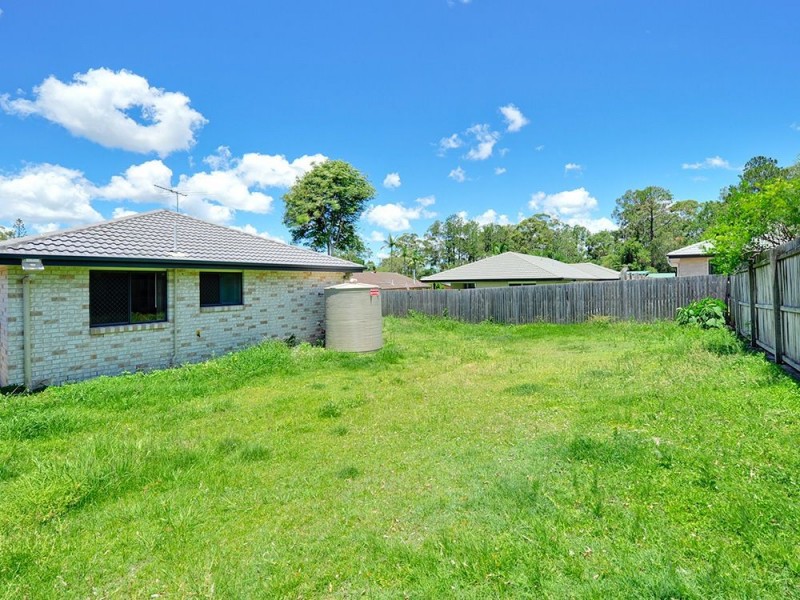 13 Evergreen Ave, Loganlea QLD 4131