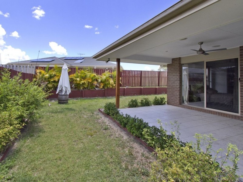 42 Peacherine Circuit, Bellmere QLD 4510