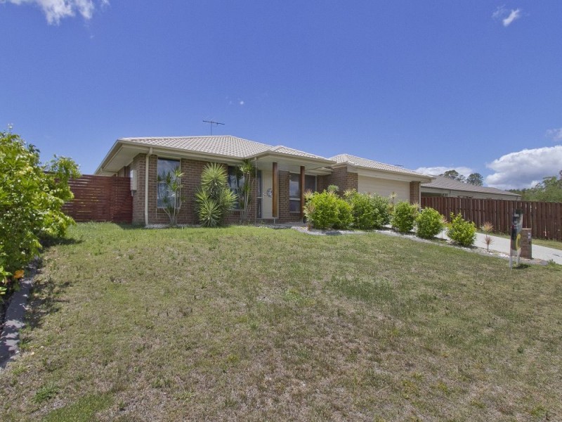 42 Peacherine Circuit, Bellmere QLD 4510