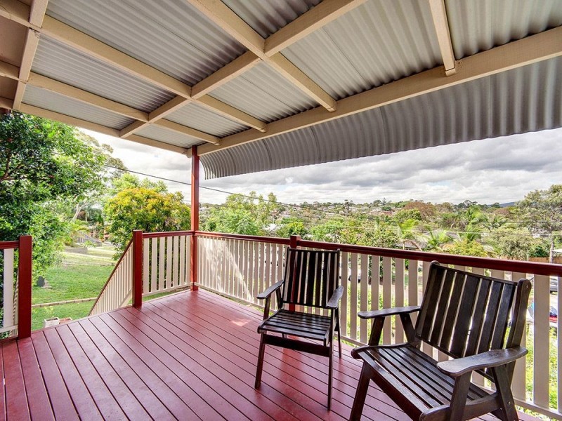 23 Landscape Street, Stafford Heights QLD 4053