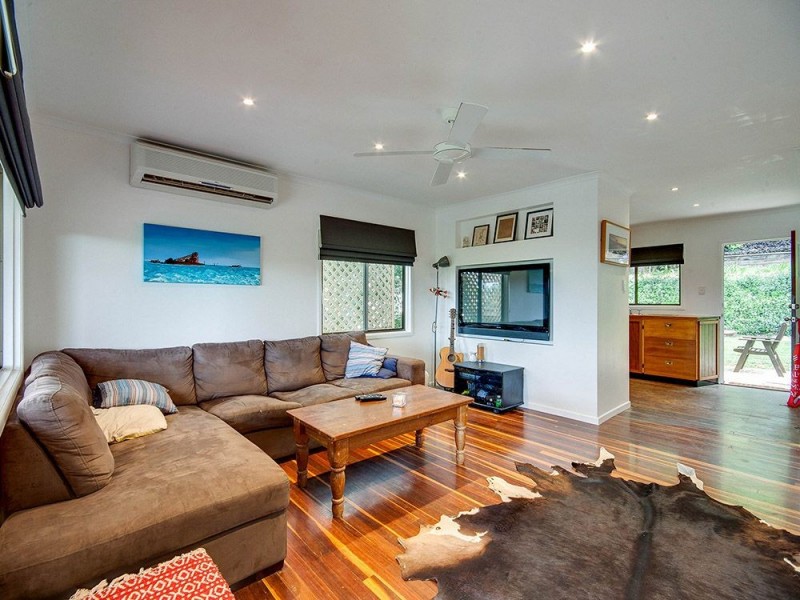 23 Landscape Street, Stafford Heights QLD 4053