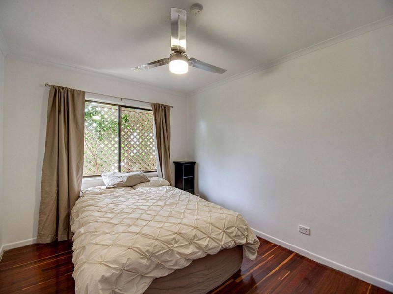 23 Landscape Street, Stafford Heights QLD 4053