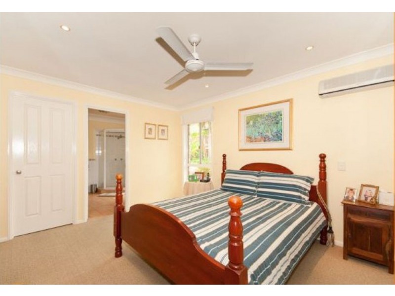 19 Woonara Drive, Petrie QLD 4502