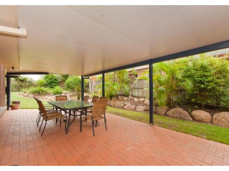 19 Woonara Drive, Petrie QLD 4502