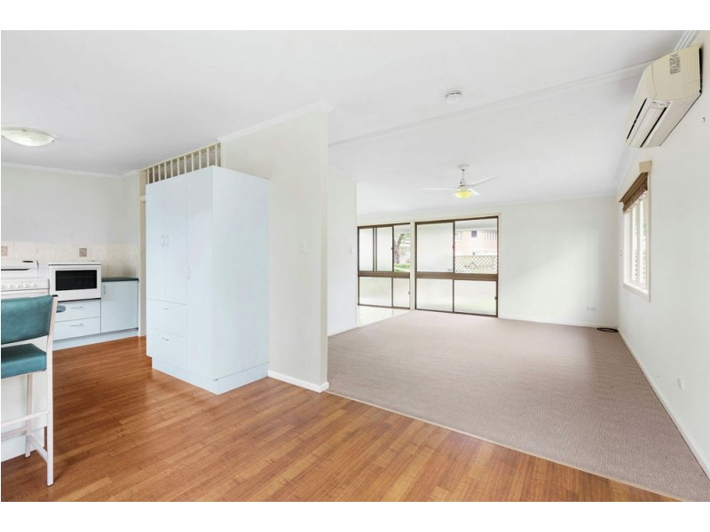 35 Chingford Street, Chermside West QLD 4032