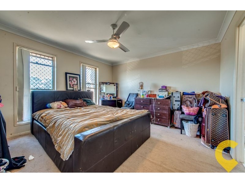 32 Somerwil Crescent, Bellbird Park QLD 4300