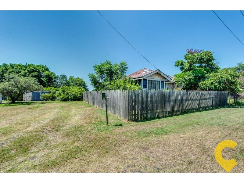 14 John Street, Redbank QLD 4301