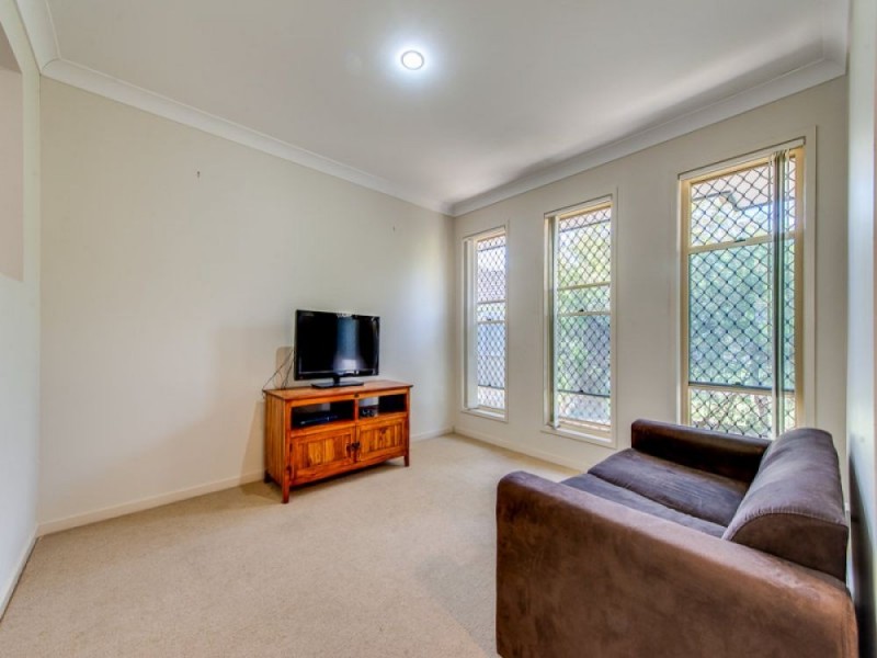 13 Waratah Court, Yamanto QLD 4305