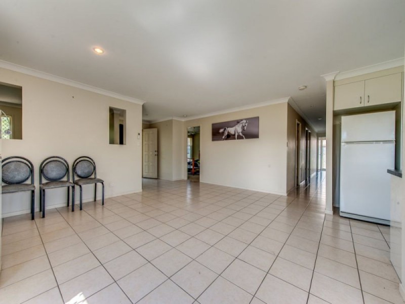 13 Waratah Court, Yamanto QLD 4305