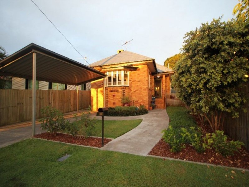 40 Borella Street, Sandgate QLD 4017